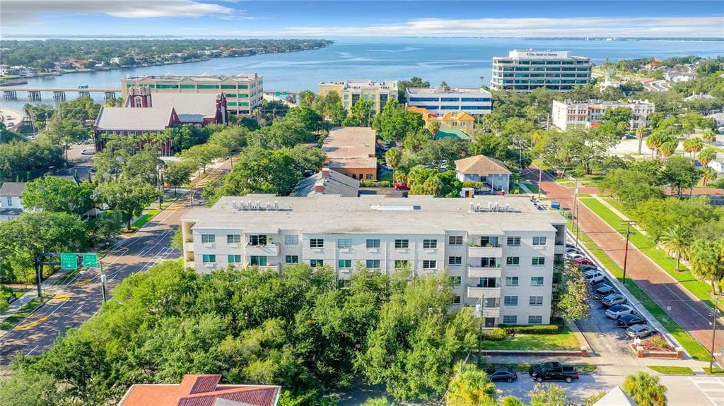406 S CEDAR AVENUE UNIT 107 TAMPA, FL 33606