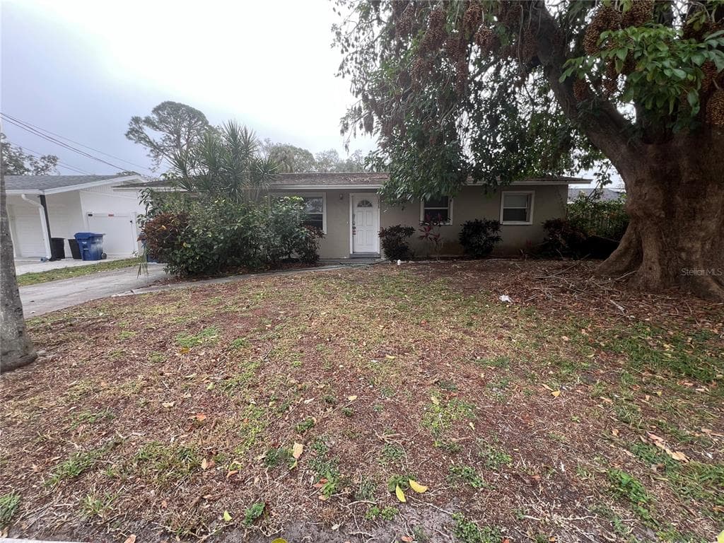 2025 STRATFORD DRIVE SARASOTA, FL 34232