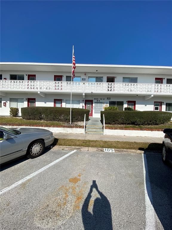 8425 112TH STREET UNIT 106 SEMINOLE, FL 33772