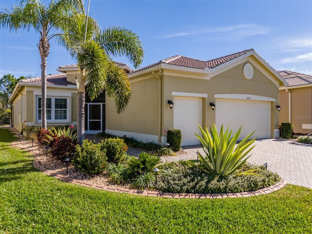 16122 CEDAR KEY DR WIMAUMA, FL 33598