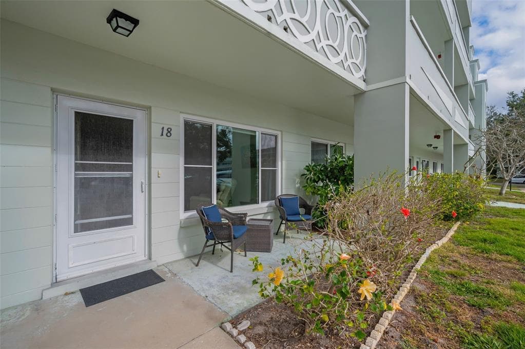 2256 PHILIPPINE DRIVE UNIT 18