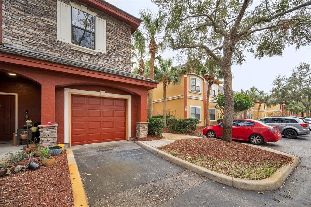 2254 CHIANTI PLACE UNIT 68 PALM HARBOR, FL 34683