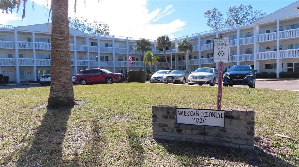 2020 N WORLD PARKWAY BOULEVARD UNIT 12 CLEARWATER, FL 33755