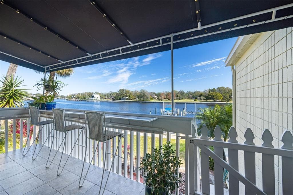 2424 W TAMPA BAY BOULEVARD UNIT C212 TAMPA, FL 33607