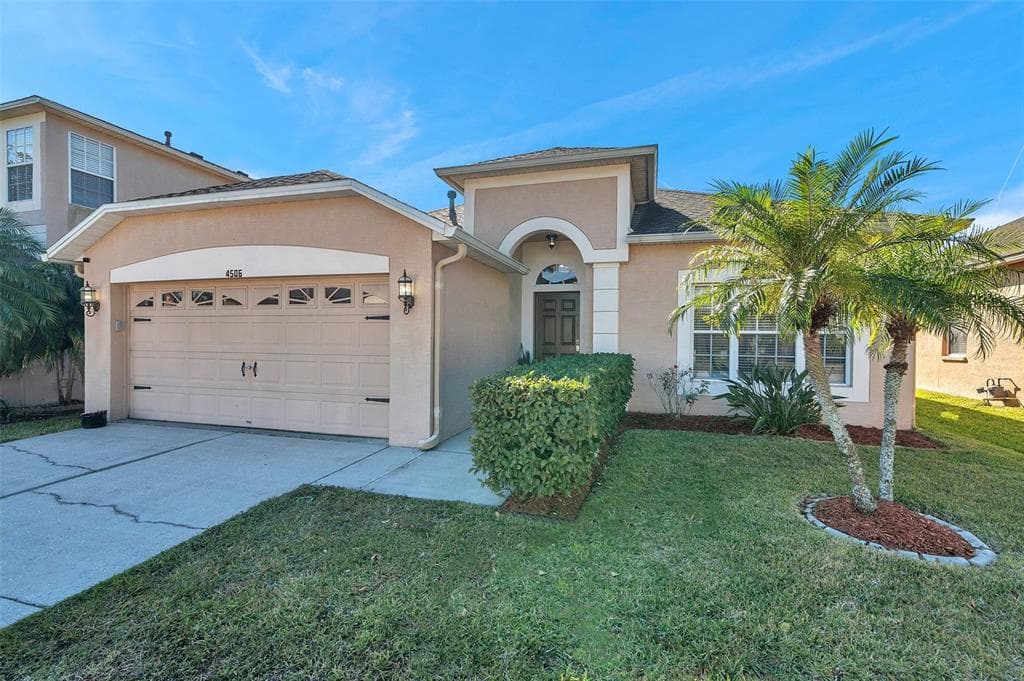 4506 MAPLETREE LOOP WESLEY CHAPEL, FL 33544