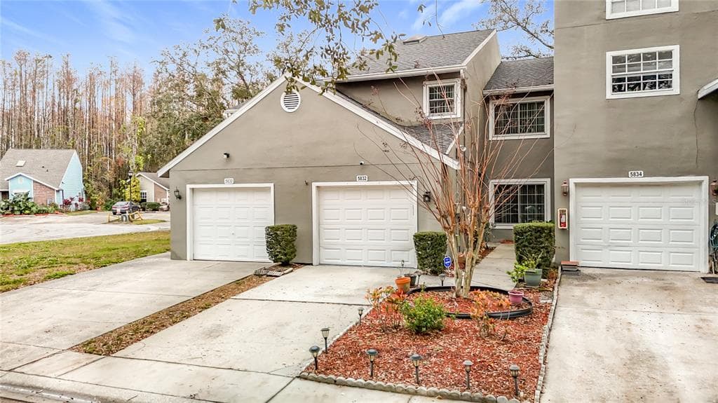 5832 RED CEDAR LANE TAMPA, FL 33625
