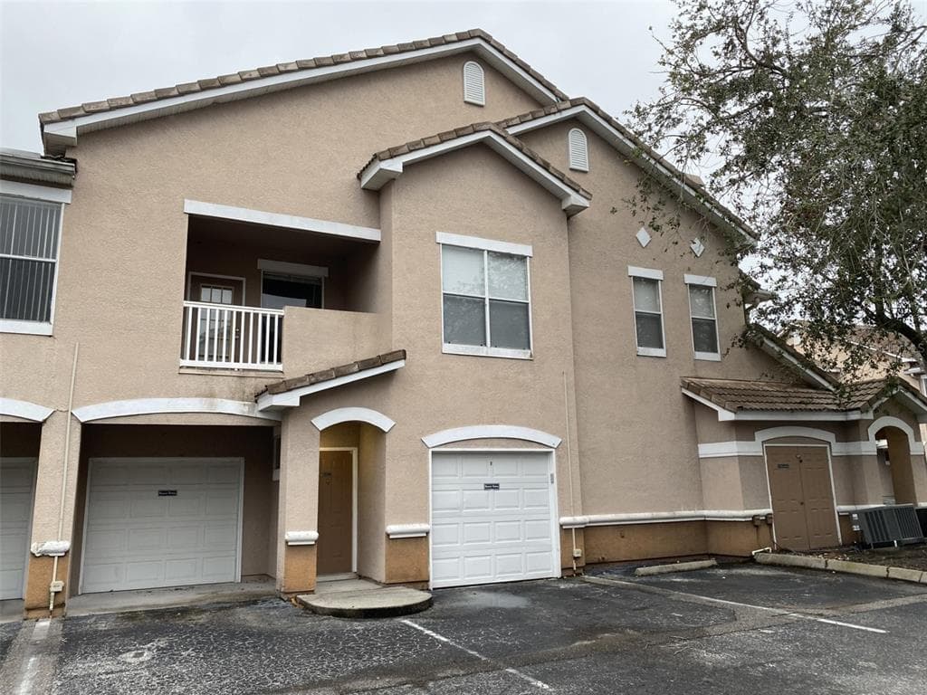 10535 VILLA VIEW CIRCLE UNIT 10535 TAMPA, FL 33647