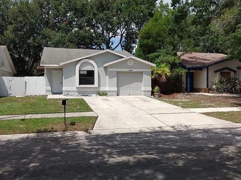 13428 LARAWAY DRIVE