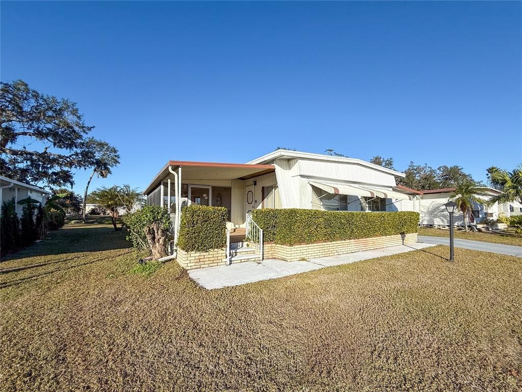 6710 36TH AVENUE E UNIT 112 PALMETTO, FL 34221