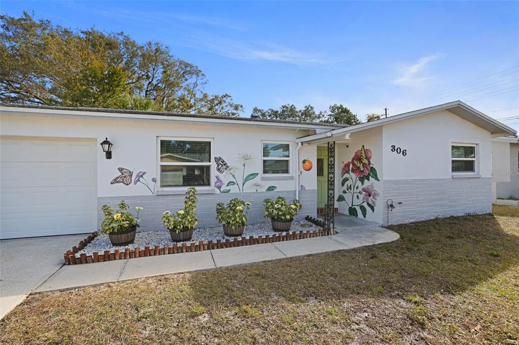 306 SCOTT COURT PALM HARBOR, FL 34684