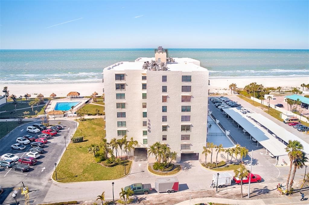 1400 GULF BOULEVARD UNIT 308 CLEARWATER, FL 33767
