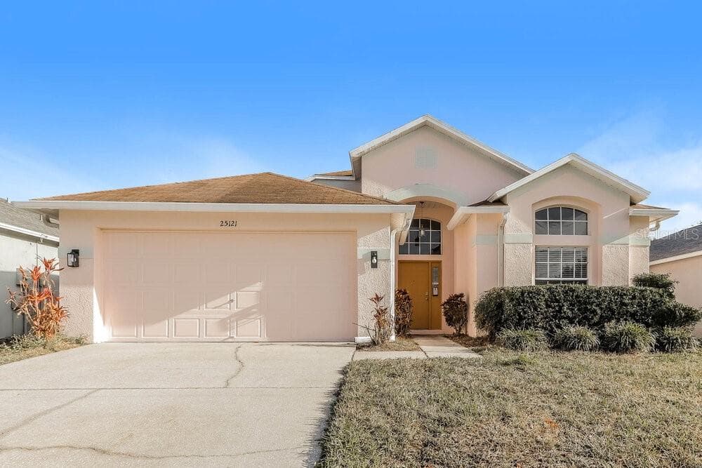 25121 HYDE PARK BOULEVARD LAND O LAKES, FL 34639