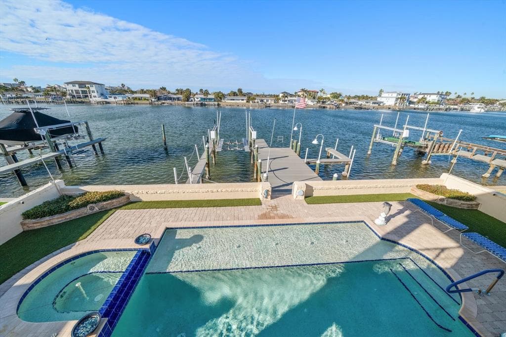 17044 DOLPHIN DRIVE NORTH REDINGTON BEACH, FL 33708