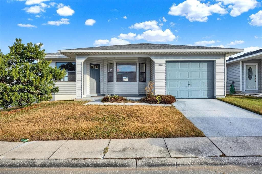 2235 HARBOR TOWN LANE LAKELAND, FL 33810