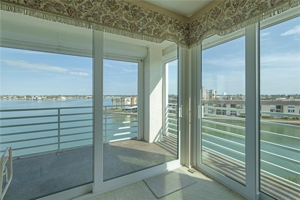 7963 SAILBOAT KEY BOULEVARD S UNIT 408 SOUTH PASADENA, FL 33707