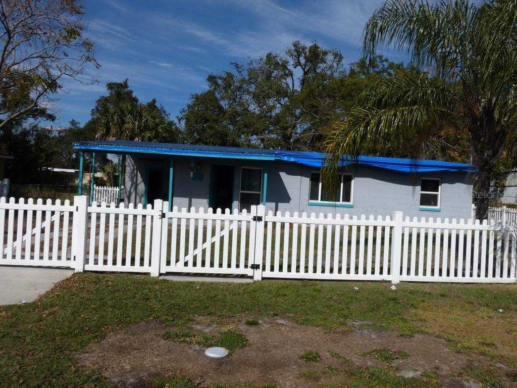 4911 W CONCORD AVENUE ORLANDO, FL 32808