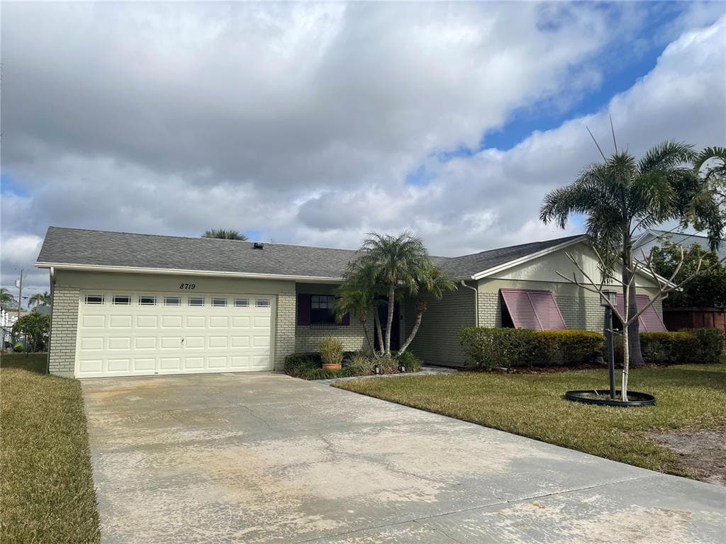 8719 ELMWOOD LANE