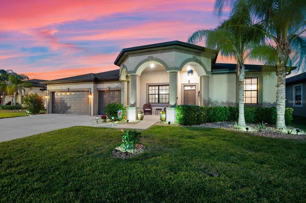 5011 JAGGED CLOUD DRIVE WIMAUMA, FL 33598