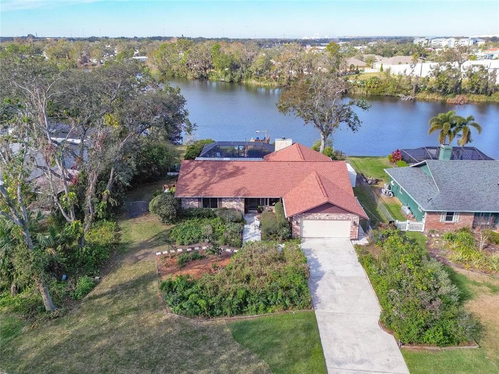 10020 KENDA DRIVE RIVERVIEW, FL 33578