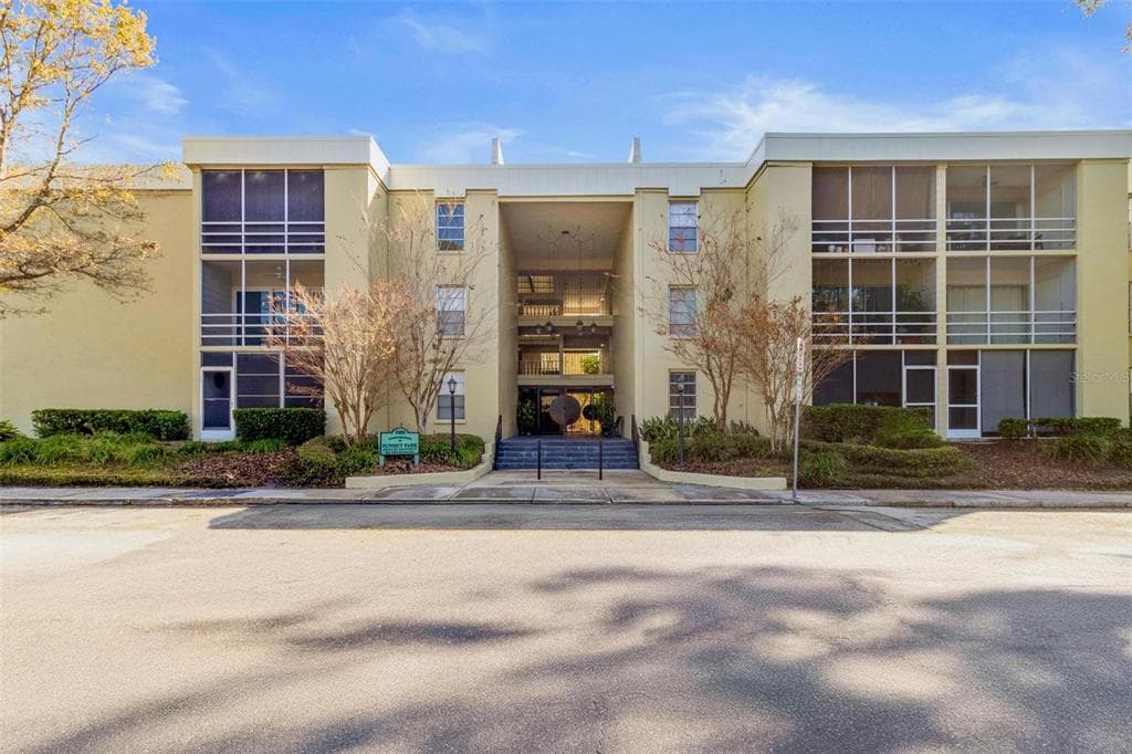 2302 S MANHATTAN AVENUE UNIT 315 TAMPA, FL 33629