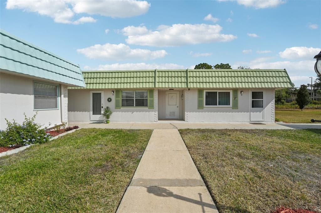 1802 BEDFORD LANE UNIT 13 SUN CITY CENTER, FL 33573