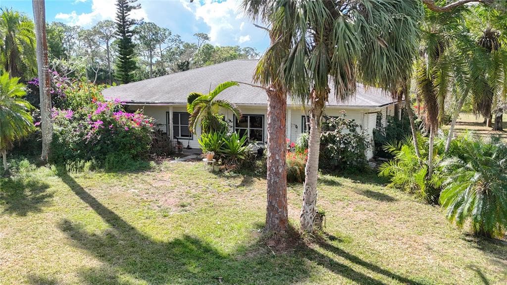 7820 RICH ROAD NORTH FORT MYERS, FL 33917