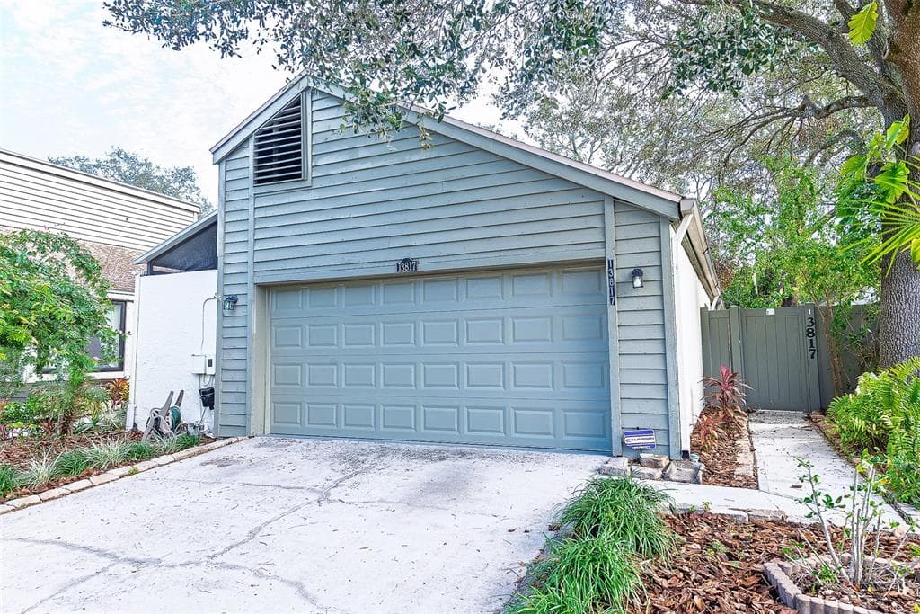 13817 LAZY OAK DRIVE UNIT 0 TAMPA, FL 33613