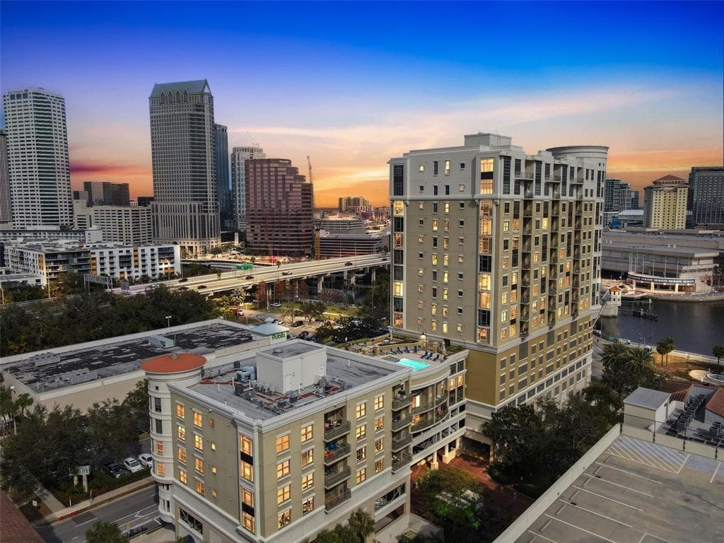 275 BAYSHORE BOULEVARD UNIT 408 TAMPA, FL 33606