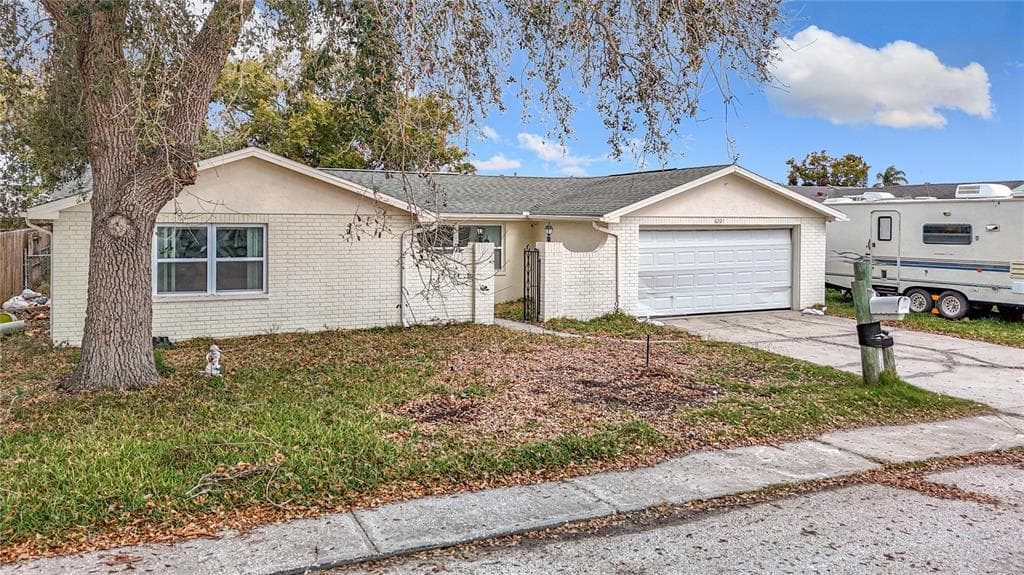 6221 SEABREEZE DRIVE PORT RICHEY, FL 34668