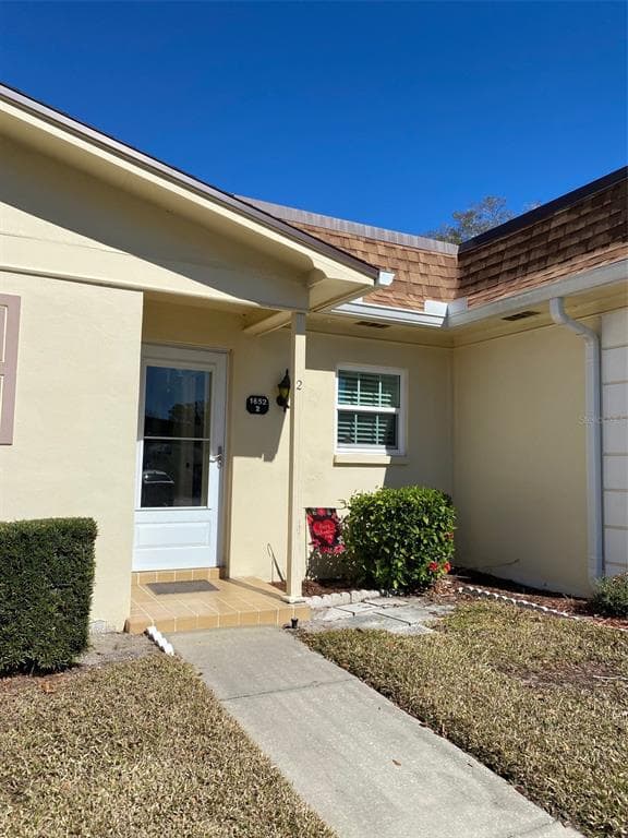 1652 S LAKE AVENUE UNIT 2 CLEARWATER, FL 33756