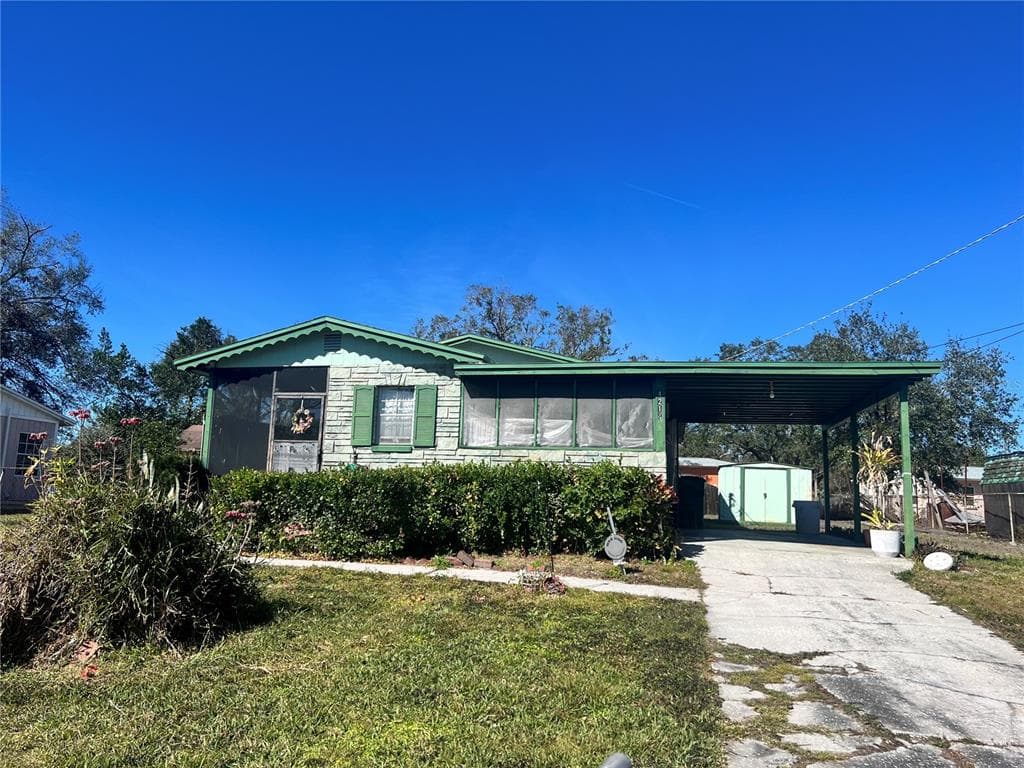 4214 EMPIRE PLACE TAMPA, FL 33610