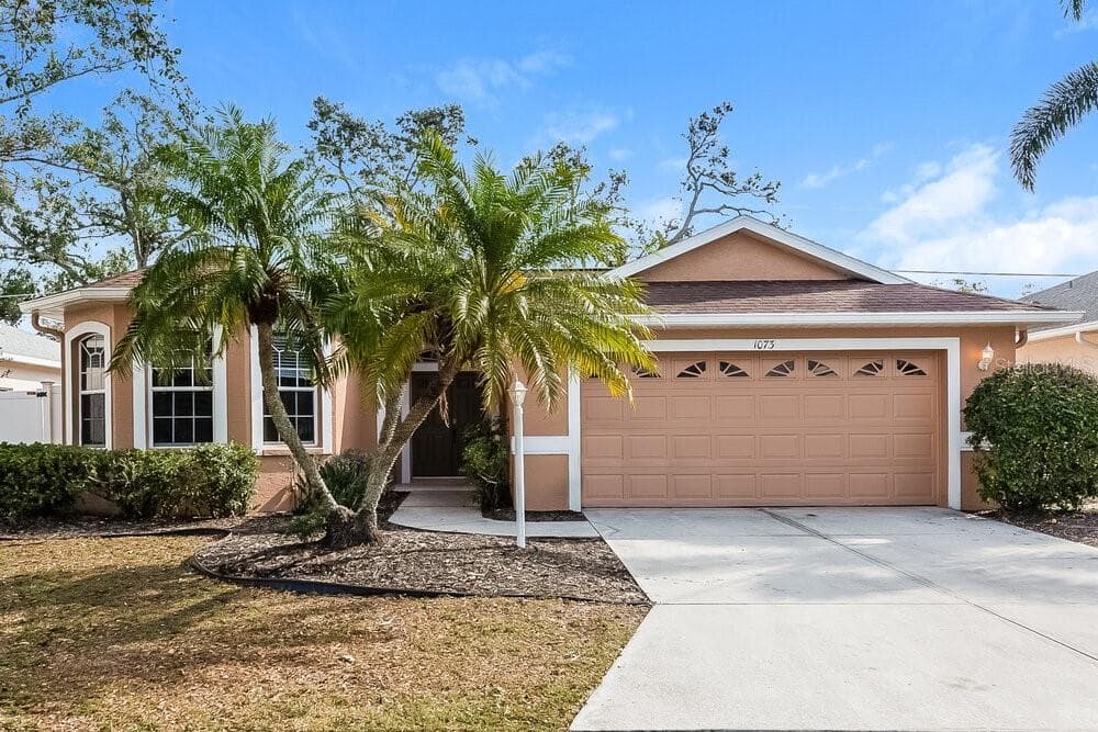 1073 WHITEGATE COURT SARASOTA, FL 34232