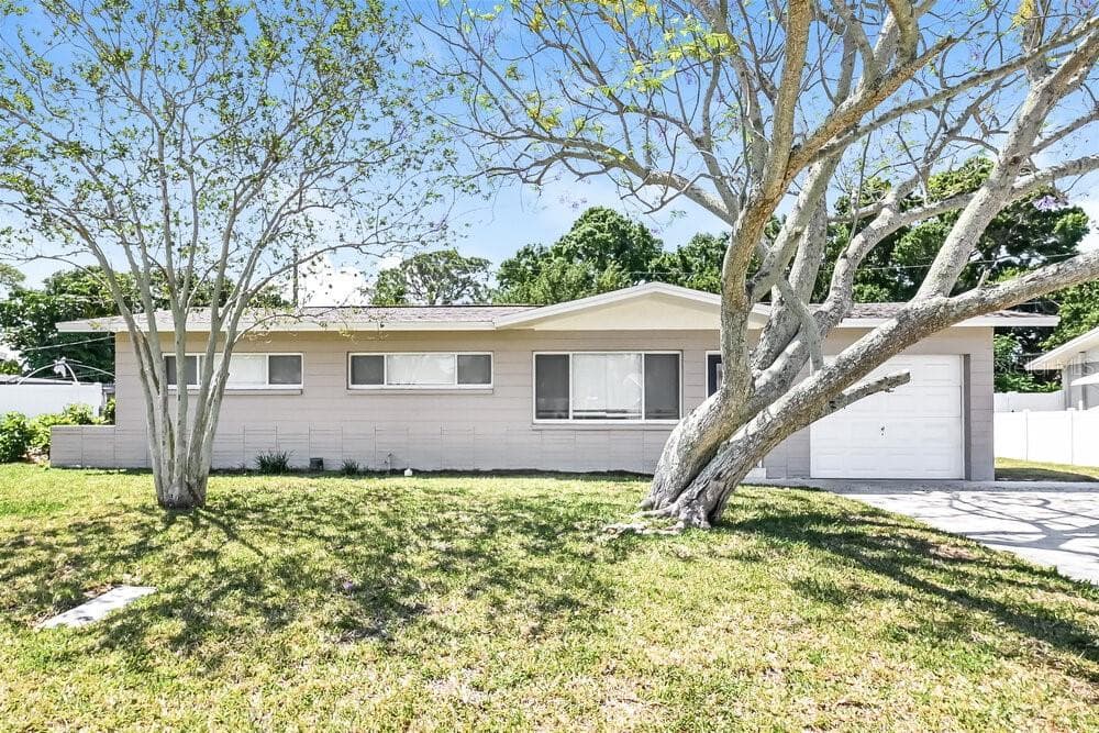 3608 SUNFISH DRIVE SE ST PETERSBURG, FL 33705