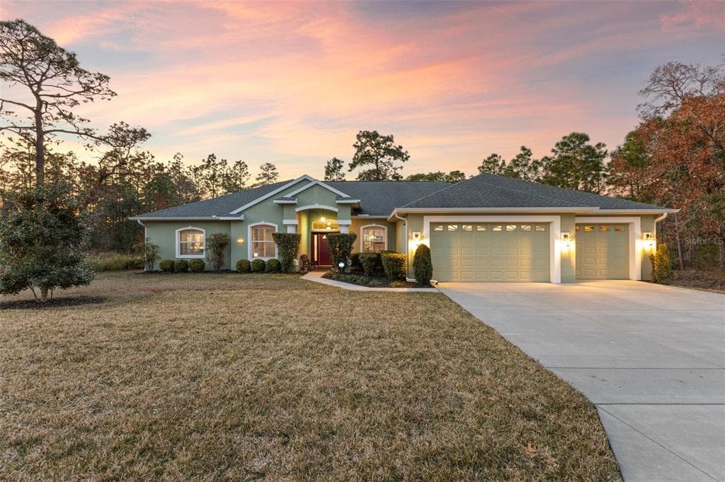 92 DAISY STREET HOMOSASSA, FL 34446