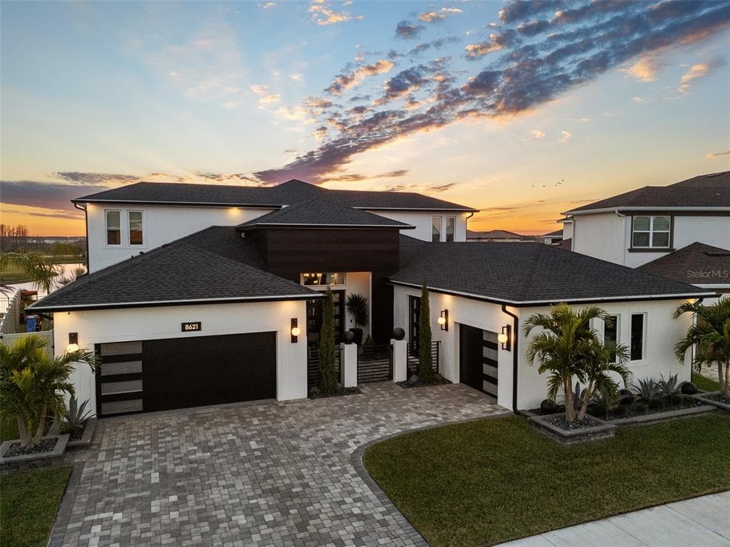 8621 IVY STARK BOULEVARD WESLEY CHAPEL, FL 33545