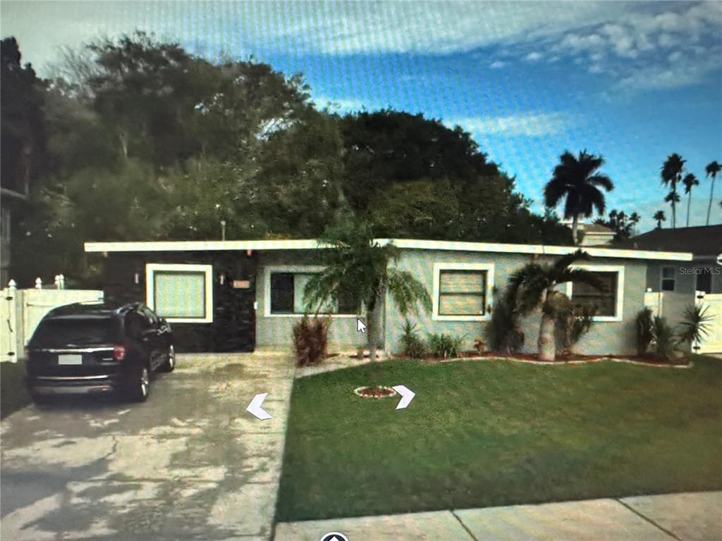 3534 OVERLOOK DRIVE NE ST PETERSBURG, FL 33703