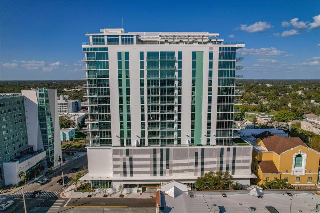 777 3RD AVENUE N UNIT 803 ST PETERSBURG, FL 33701