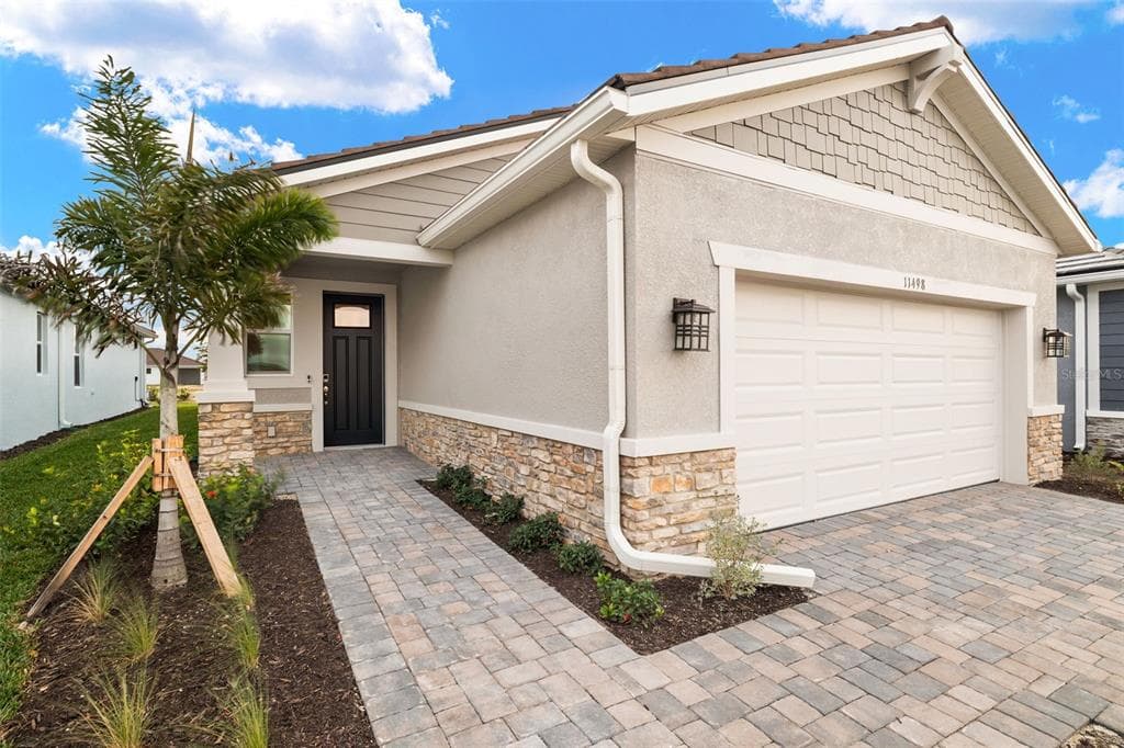 11498 BOUNDLESS TERRACE VENICE, FL 34293