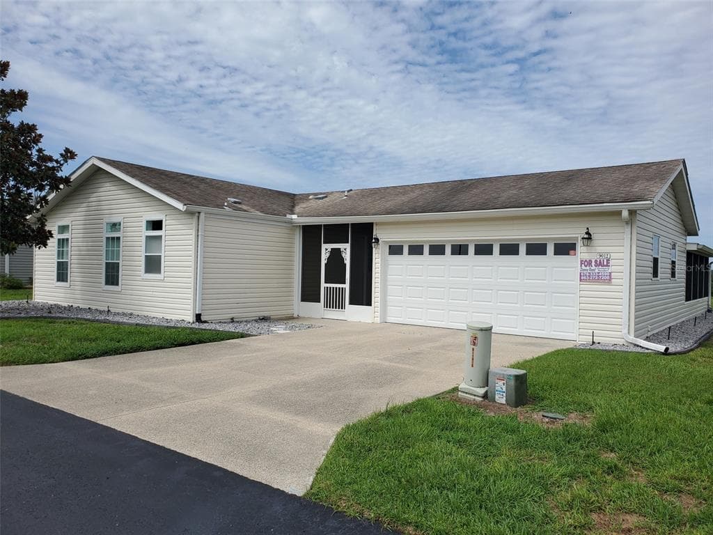 9012 FAIRWAY LOOP DADE CITY, FL 33525