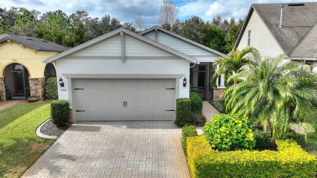 108 LA CRESTA COURT DAVENPORT, FL 33837