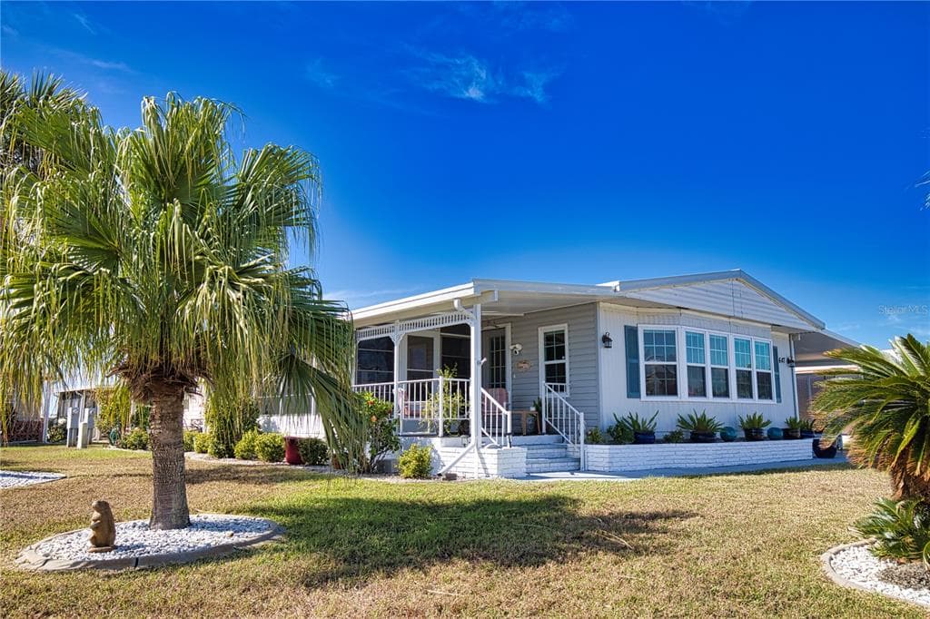 647 LA SALA NORTH PORT, FL 34287