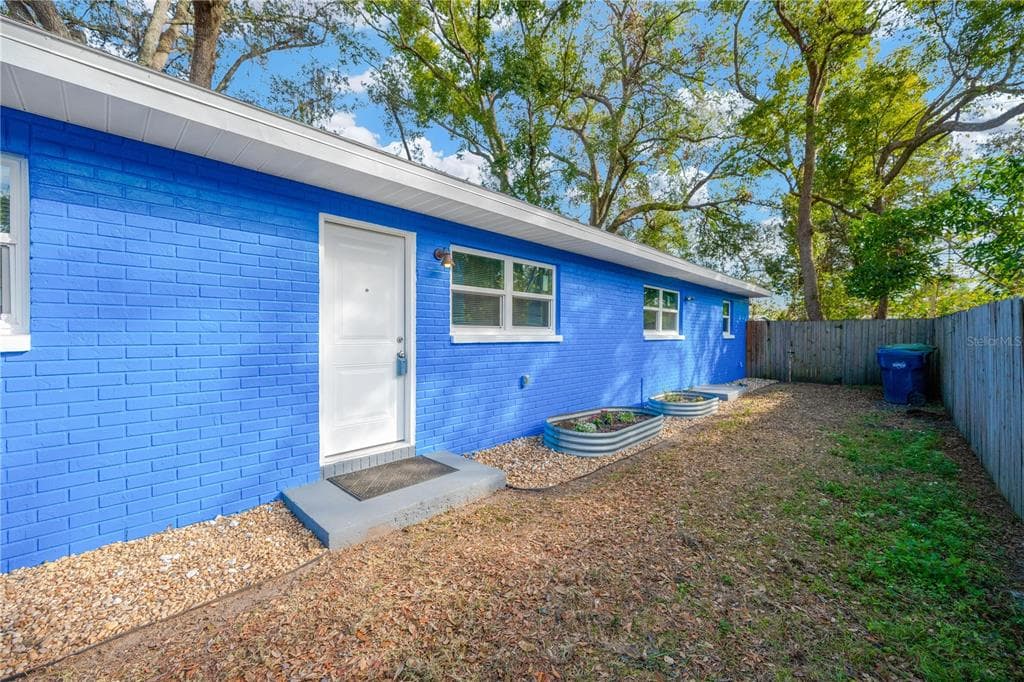 1107 E CHILKOOT AVENUE TAMPA, FL 33612