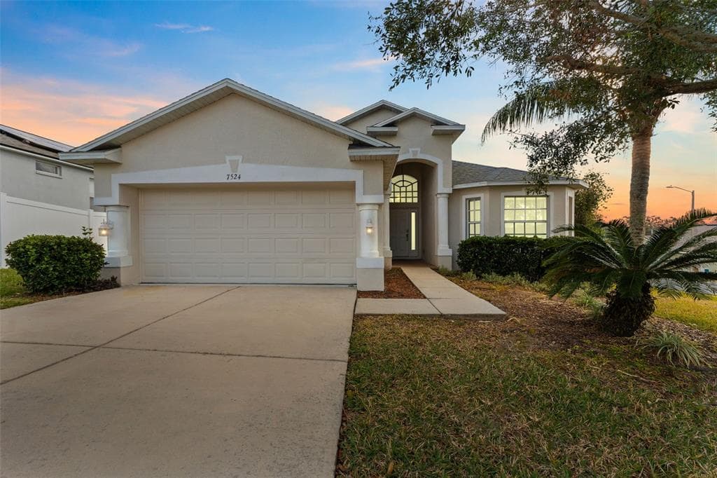 7524 MOUNT LAUREL DRIVE ZEPHYRHILLS, FL 33540