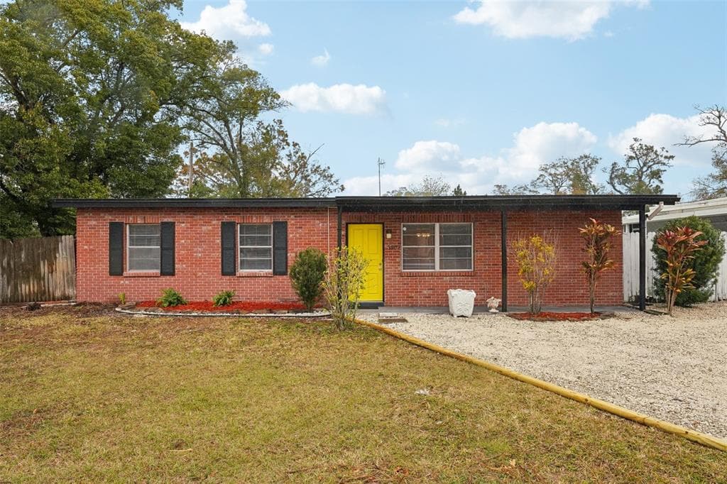 3909 W SLIGH AVENUE TAMPA, FL 33614