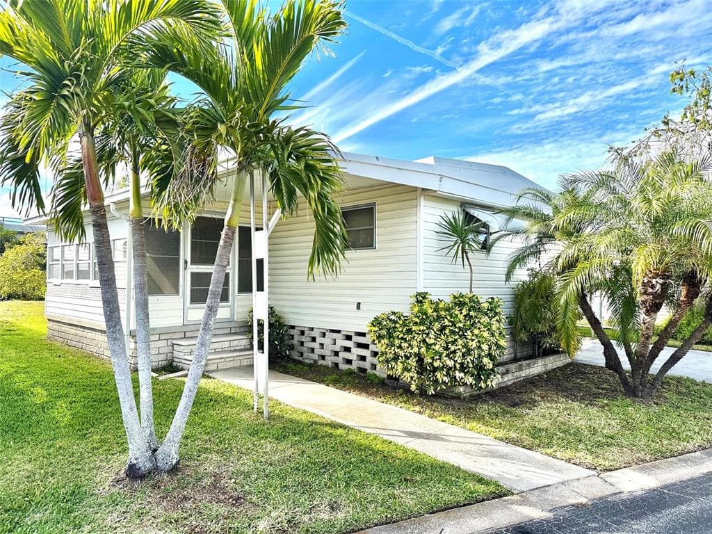 9790 66TH STREET N UNIT 149 PINELLAS PARK, FL 33782