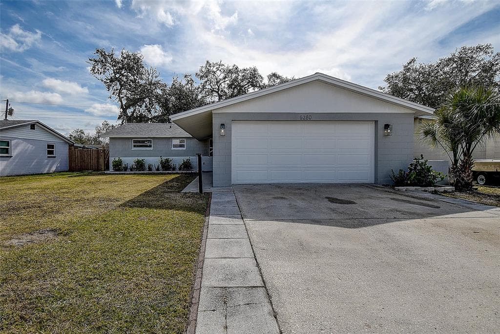 5280 87TH TERRACE N PINELLAS PARK, FL 33782
