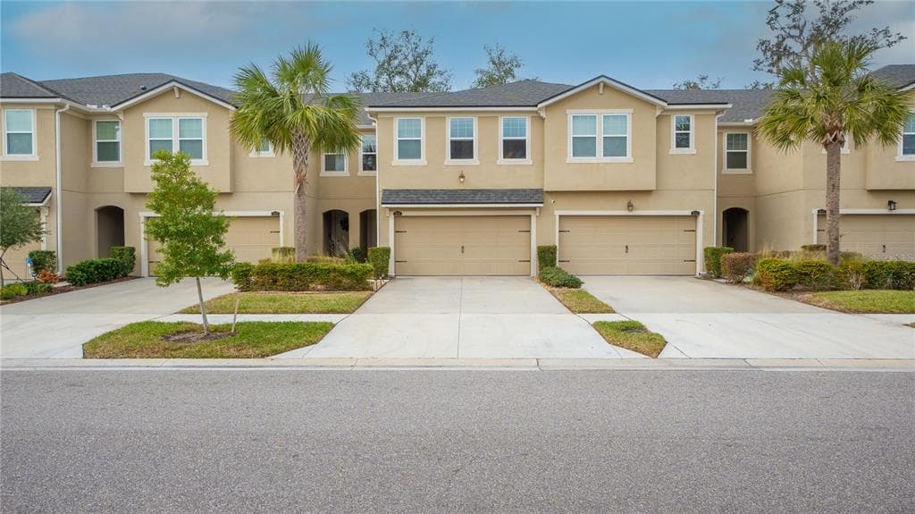 10108 NEWEL VALLEY LOOP RIVERVIEW, FL 33569