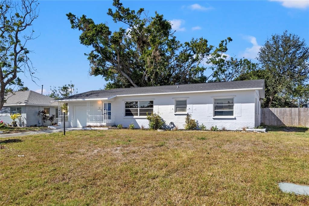 1204 DARTMOUTH DRIVE BRADENTON, FL 34207