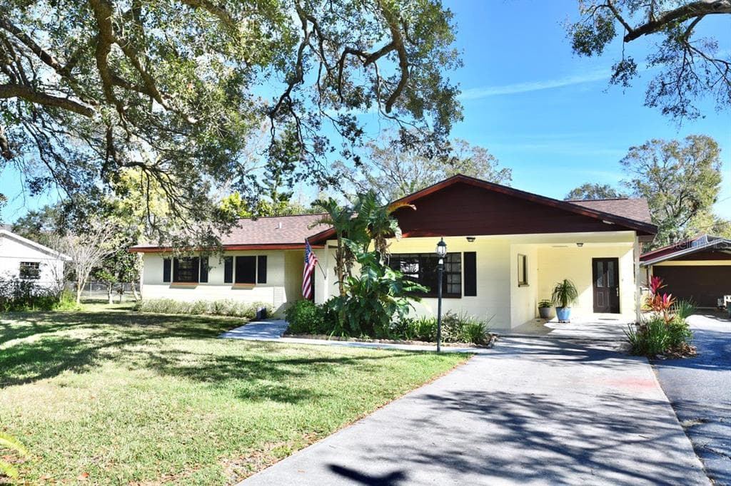 4409 ANN ARBOR DRIVE TAMPA, FL 33610