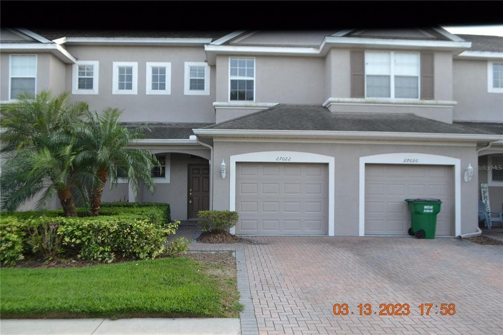 27022 COOL STREAM LANE WESLEY CHAPEL, FL 33544